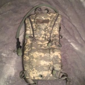 Camelbak Thermobak3L - camo hydration pack